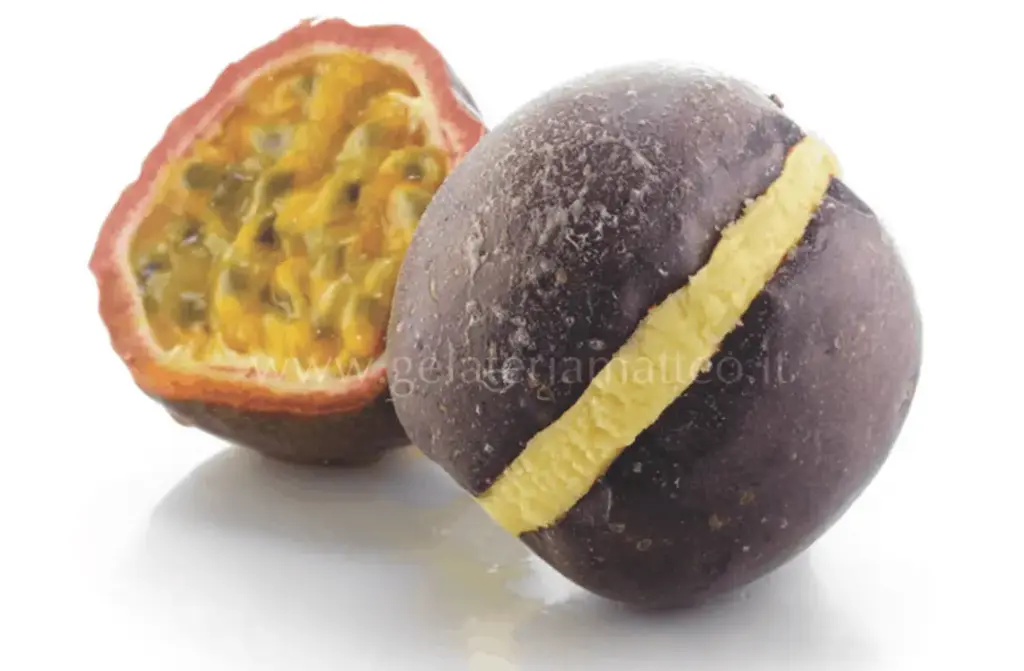 PASSION FRUIT FRUTTINI ICE CREAMS 2kg(MAT) 22 pcs